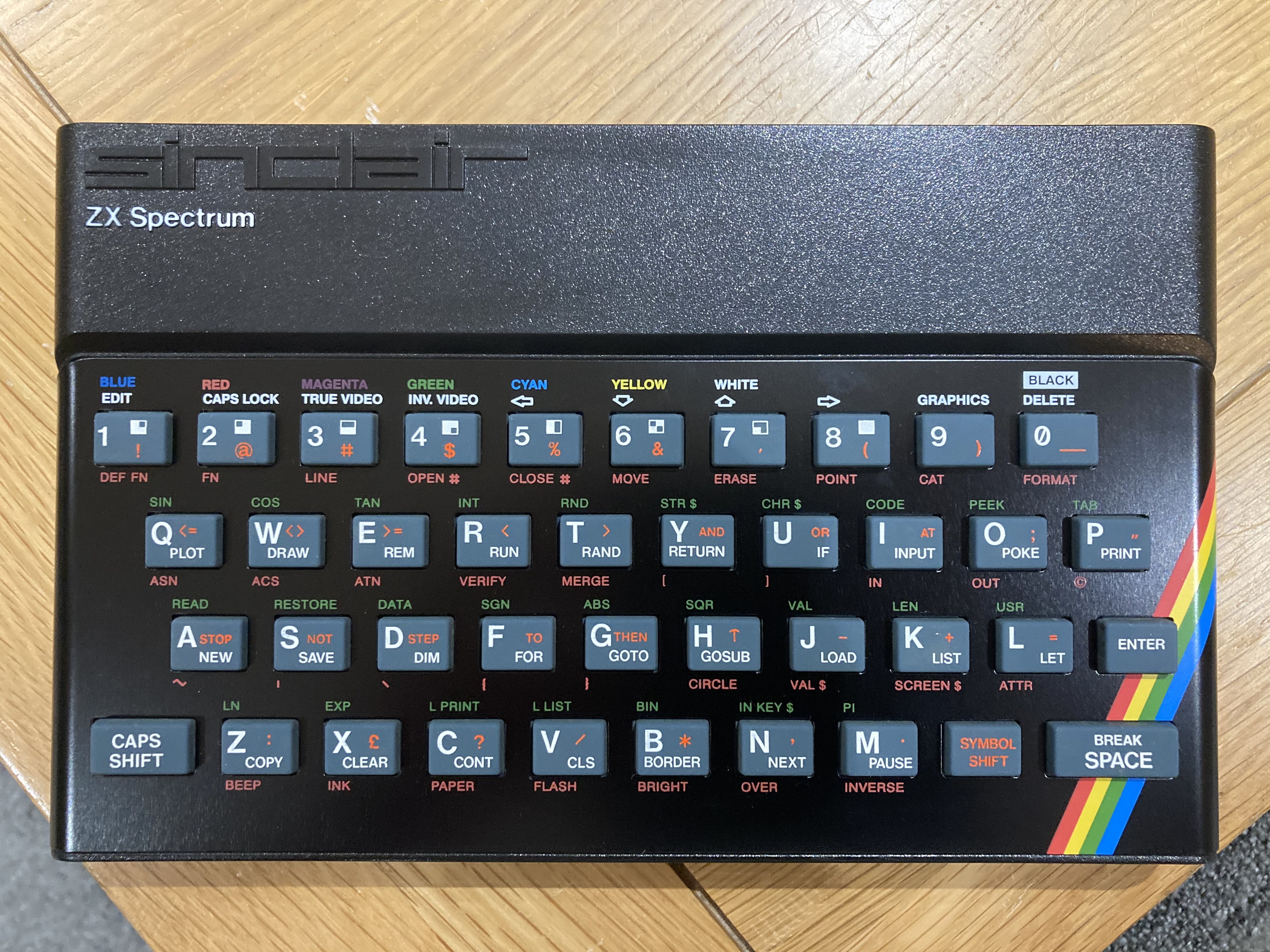 Sinclair ZX Spectrum 48k “Rubber Key” Restoration – Adam's Vintage 